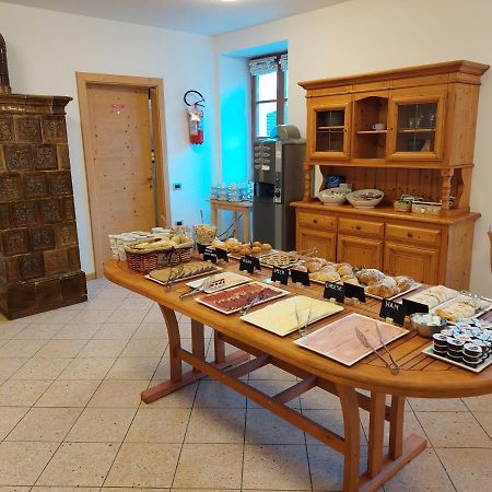 Taxus Hostel Pieve Tesino Экстерьер фото