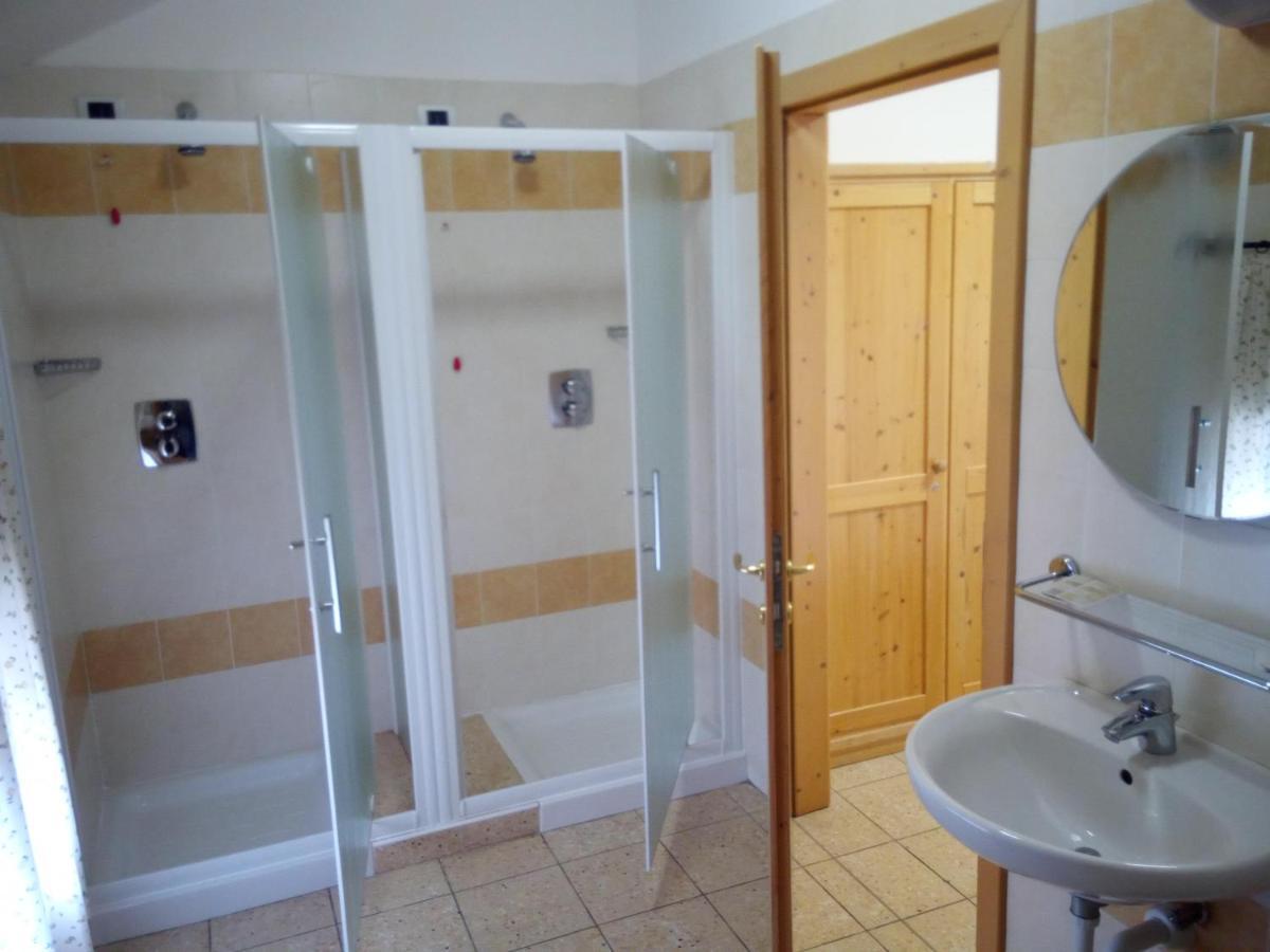 Taxus Hostel Pieve Tesino Экстерьер фото