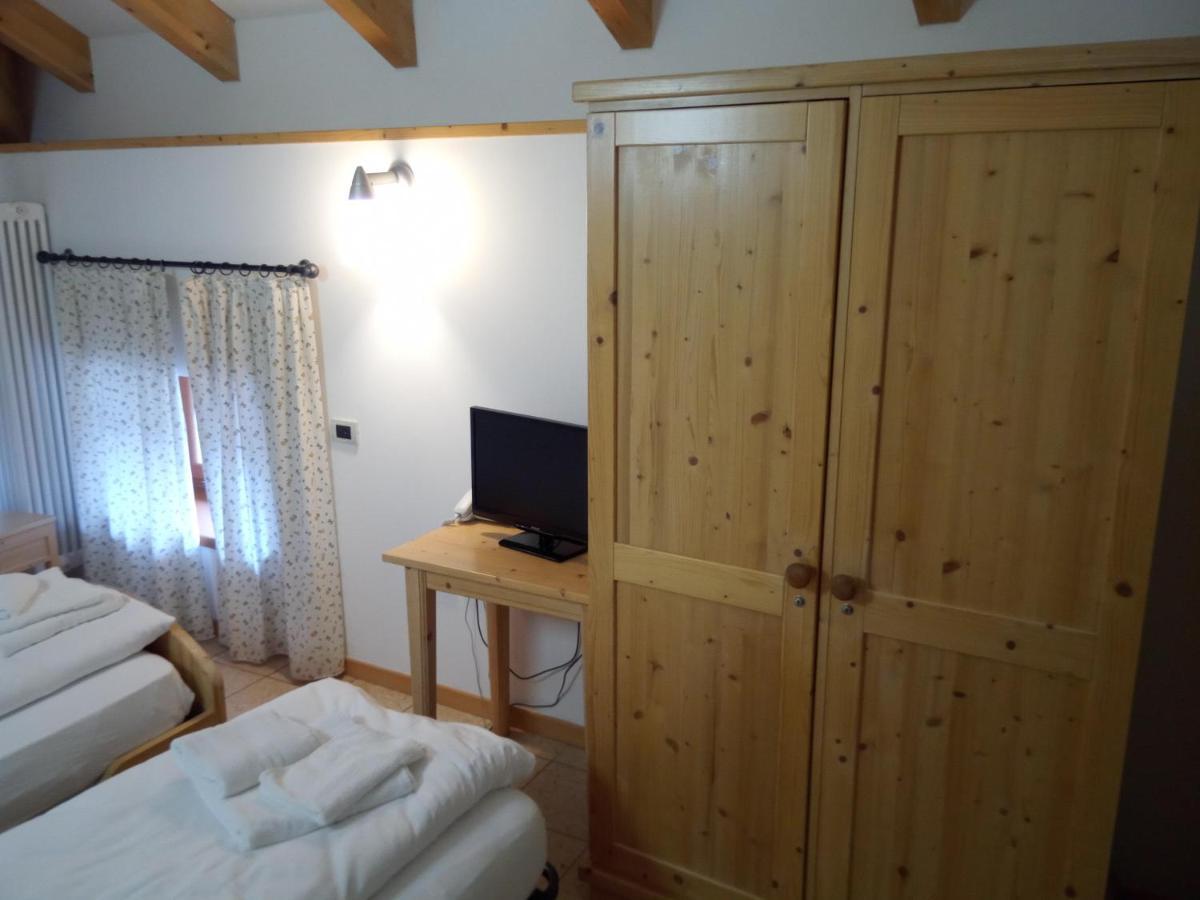 Taxus Hostel Pieve Tesino Экстерьер фото